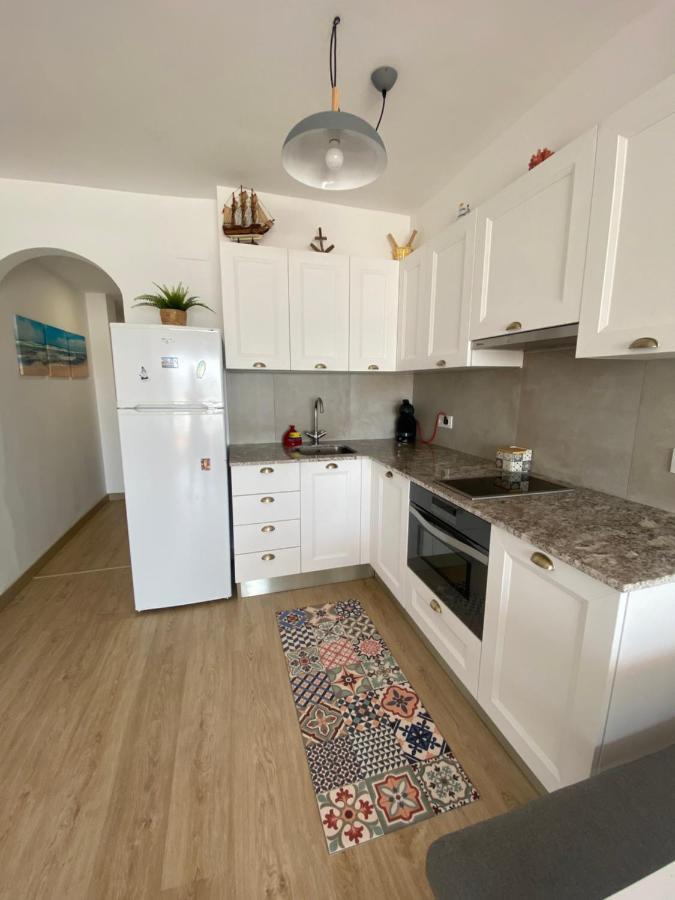 Precioso Apartamento En Primera Linea De Mar L' Escala Dış mekan fotoğraf